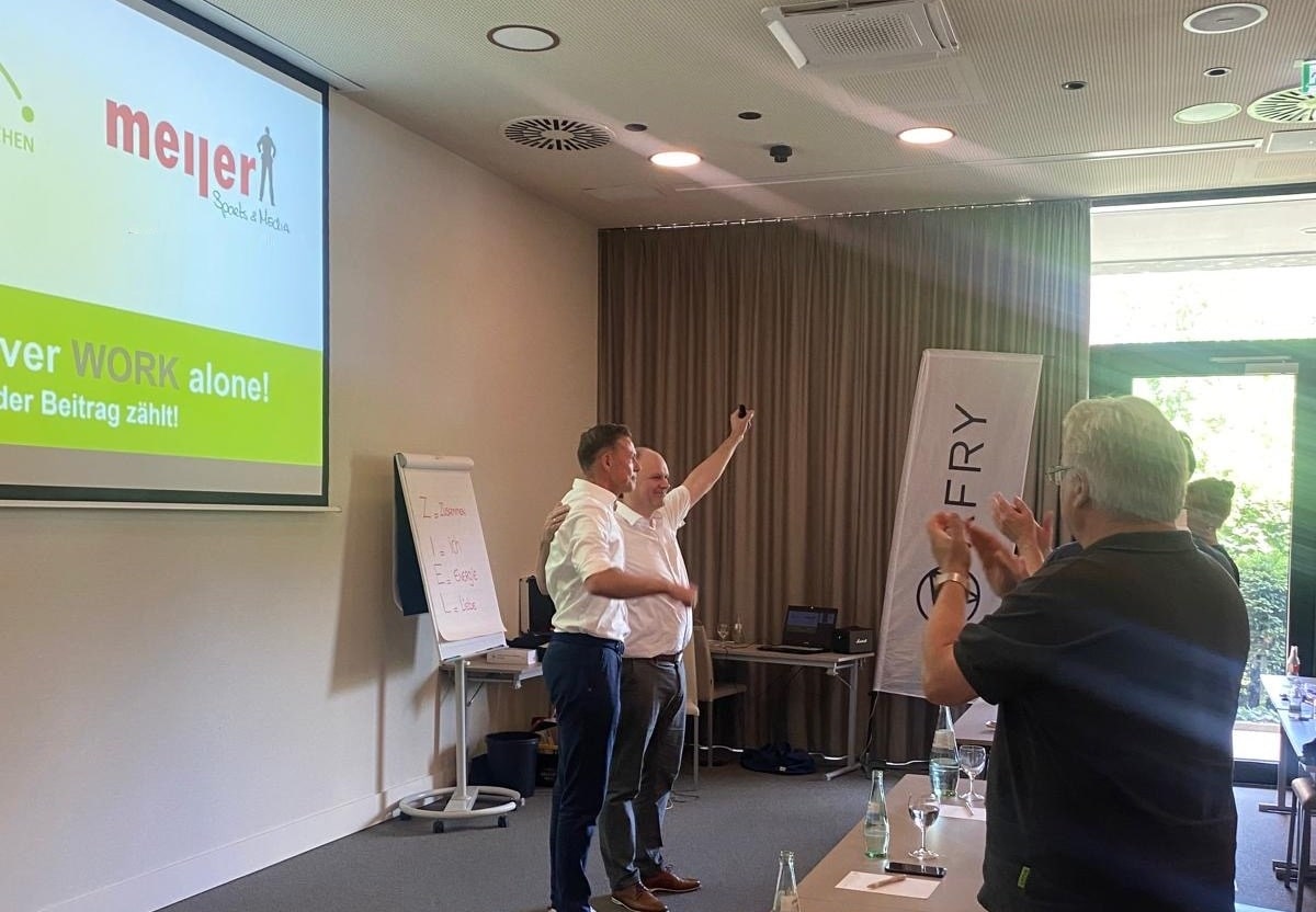 Kundenmeinung Maria Holschuh AFRY zur Keynote YNWA Kundenmeinung Maria Holschuh AFRY zur Keynote YNWA