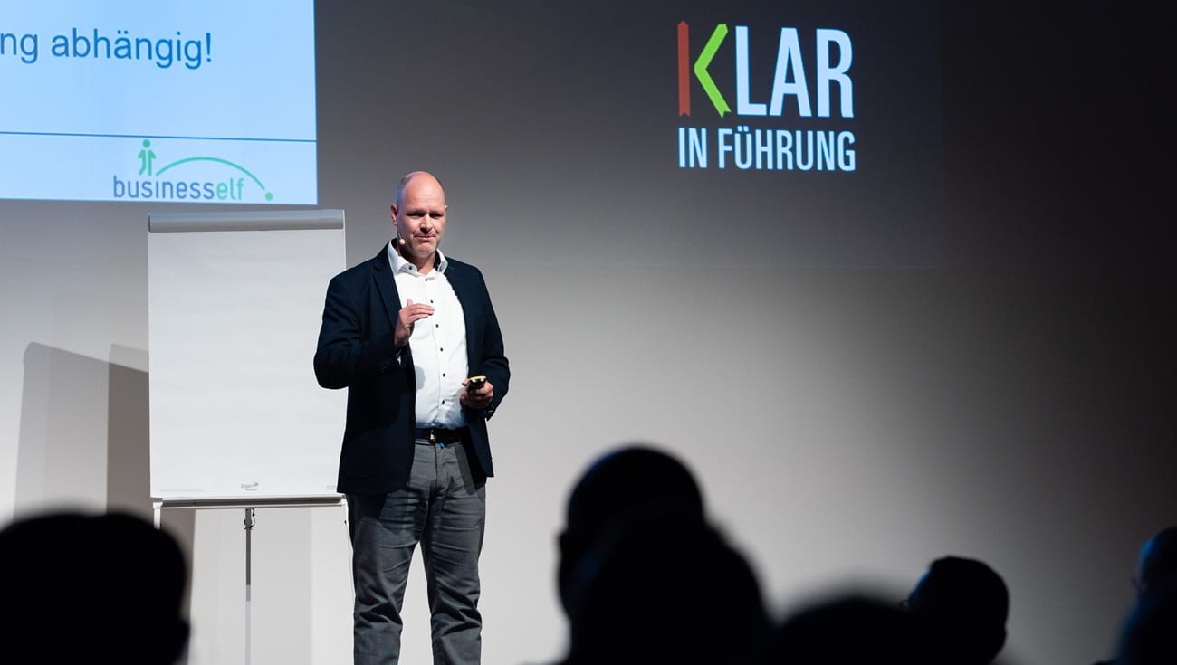 Internationale Keynote Speaker - Dr. Holger Schmitz live Internationale Keynote Speaker - Dr. Holger Schmitz live